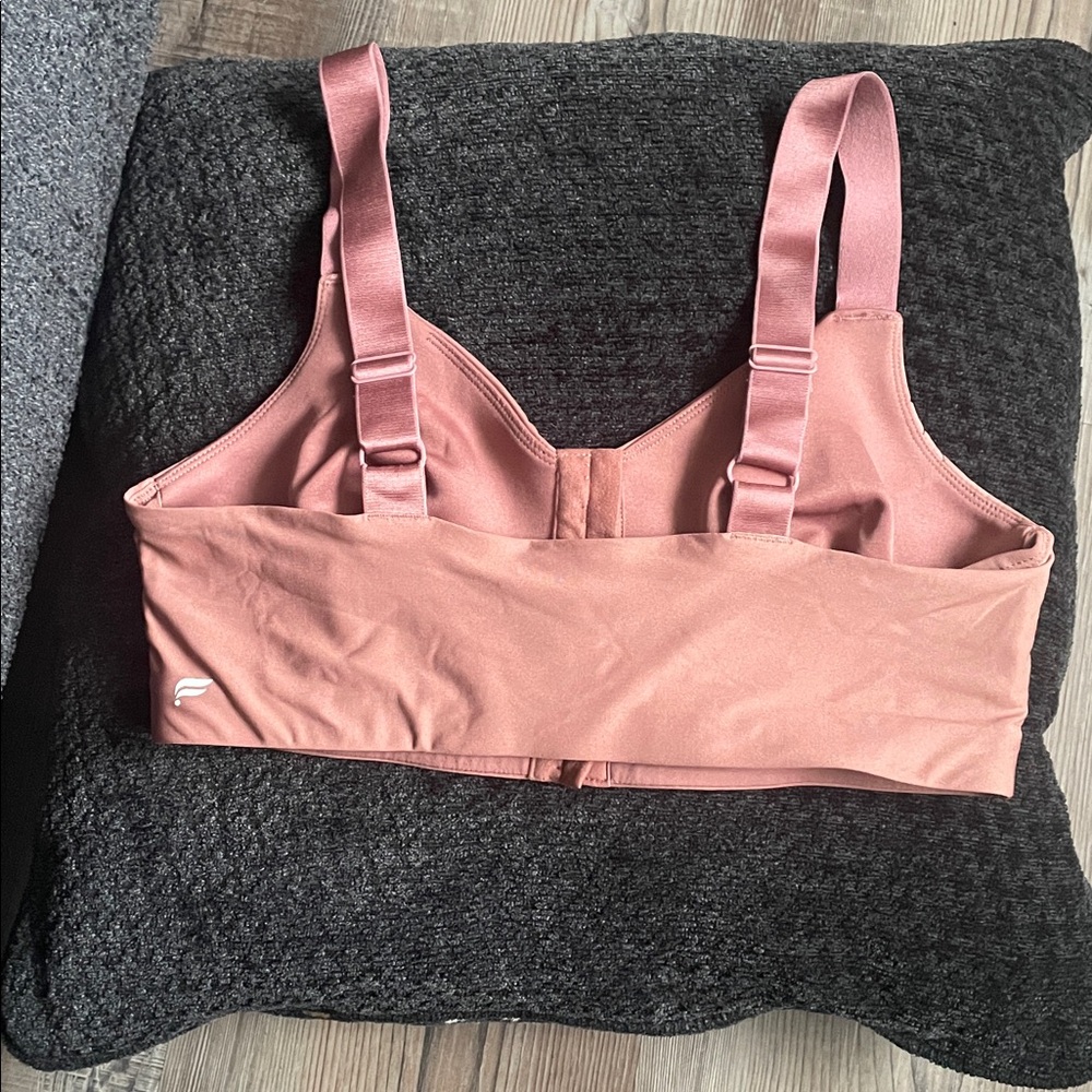 Fabletics Blush Pink Bra - Picture 2 of 5